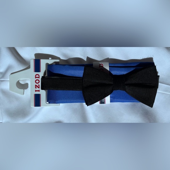NWT IZOD Adjustable and Pre-Tied Black Bow Tie with Royal Blue Pocket Square - Picture 6 of 12